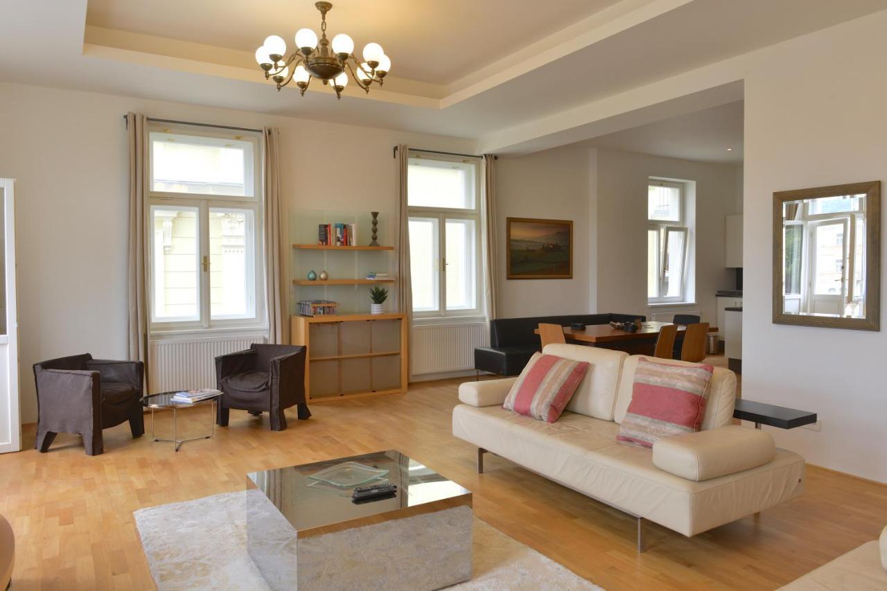 Kolonada Luxury 3 Bedroom Apartment Manes Mariánské Lázně Extérieur photo